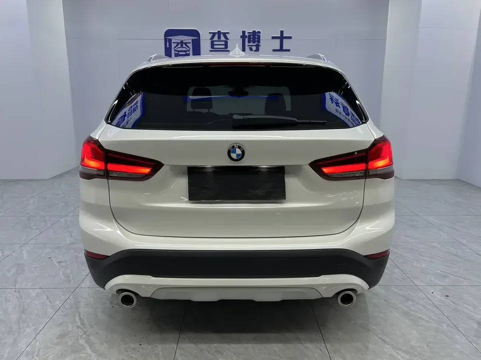 BMW X1 BMW X1 2022 sDrive20Li Premium 2023 — thumbnail 2