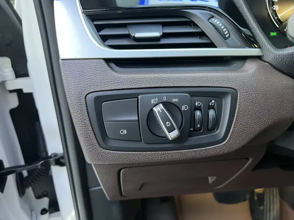 BMW X1 BMW X1 2022 sDrive20Li Premium 2023 — thumbnail 5