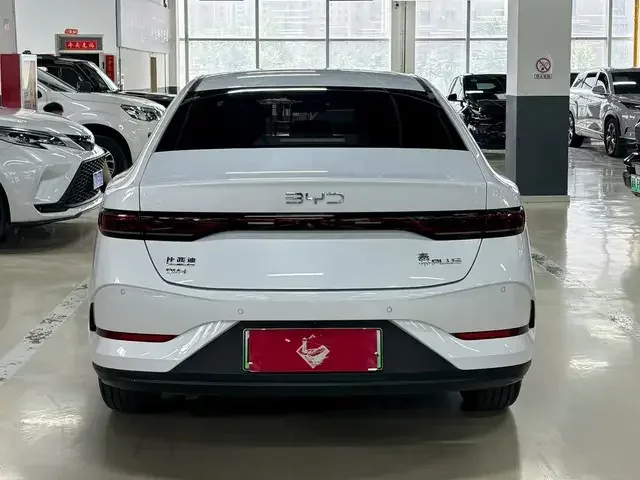 BYD Qin PLUS DM Qin PLUS DM 2025 DM-i 55KM Intelligent Driving Edition Leading Edition 2025 — thumbnail 2