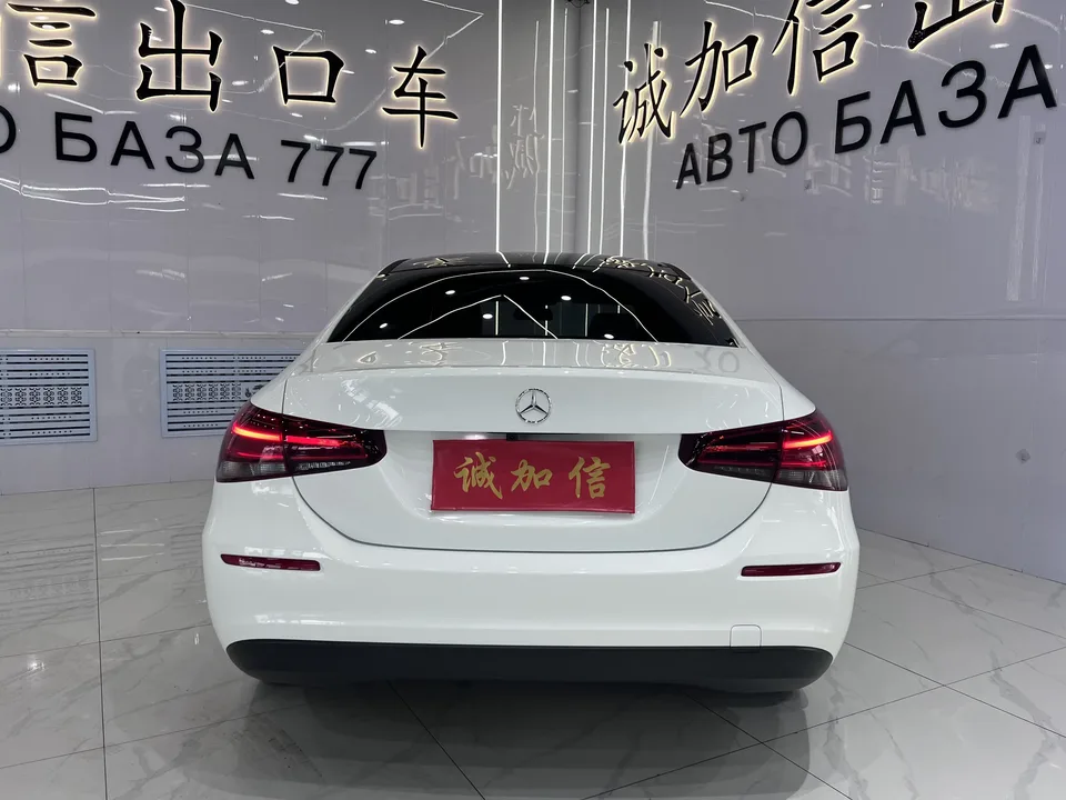 Mercedes-Benz Klasa A Mercedes Benz A Class 2022 A 180 L sports sedan facelift 2022 — thumbnail 2