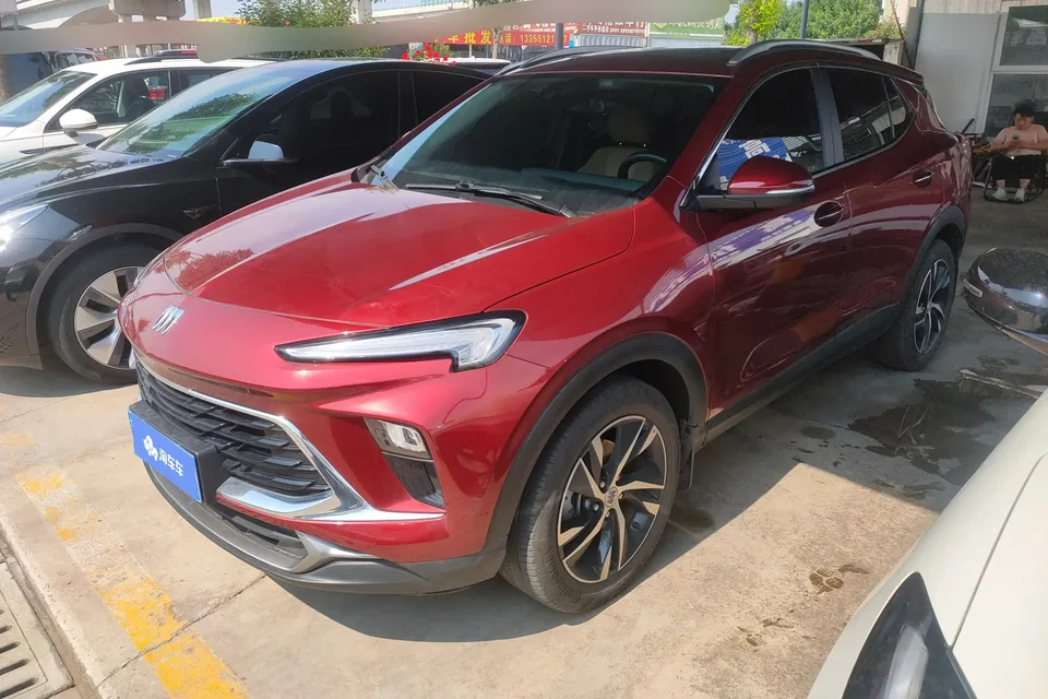 Buick Encore Plus Encore Plus 2023 1.5T Smart Edition 2023 — photo 1, buy with delivery to Moscow