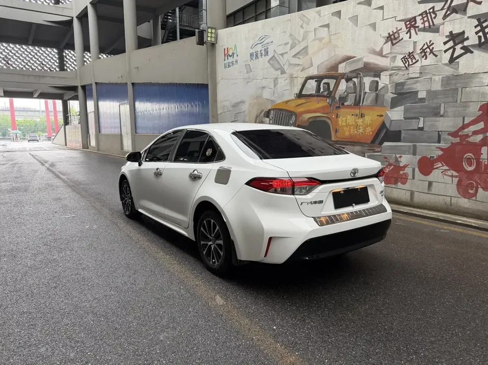 Toyota Levin Lei Ling 2024 185T Deluxe 2024 — thumbnail 4