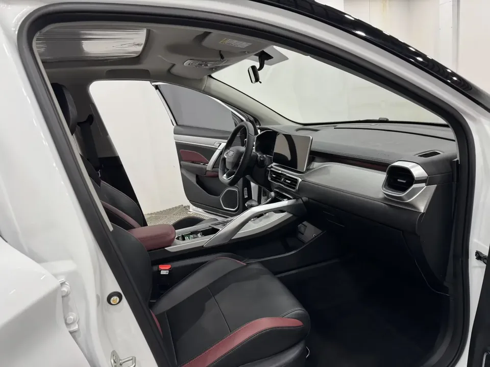 Geely Coolray SX11 Binyue 2021 240T DCT Diamond Edition 2022 — thumbnail 5