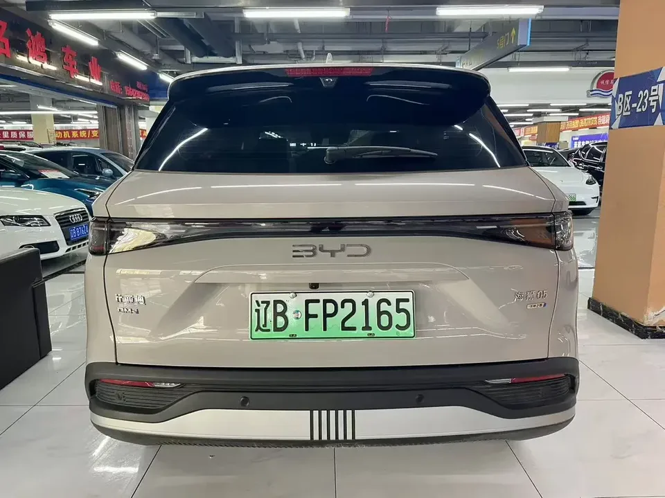 BYD Sea Lion 05DM Sea Lion 05DM 2025 DM-i 75KM Deluxe Smart Driving Edition 2025 — thumbnail 2