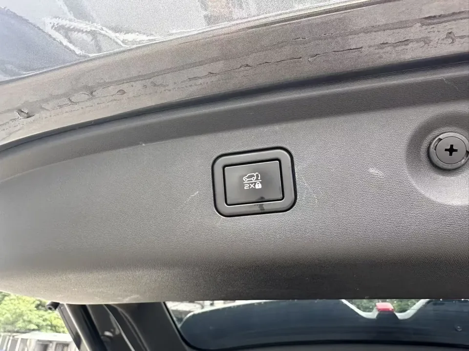 Changan CS75PLUS Changan CS75 PLUS 2025 The fourth generation 1.5T New Blue Whale Smart Premium 2025 — миниатюра 4