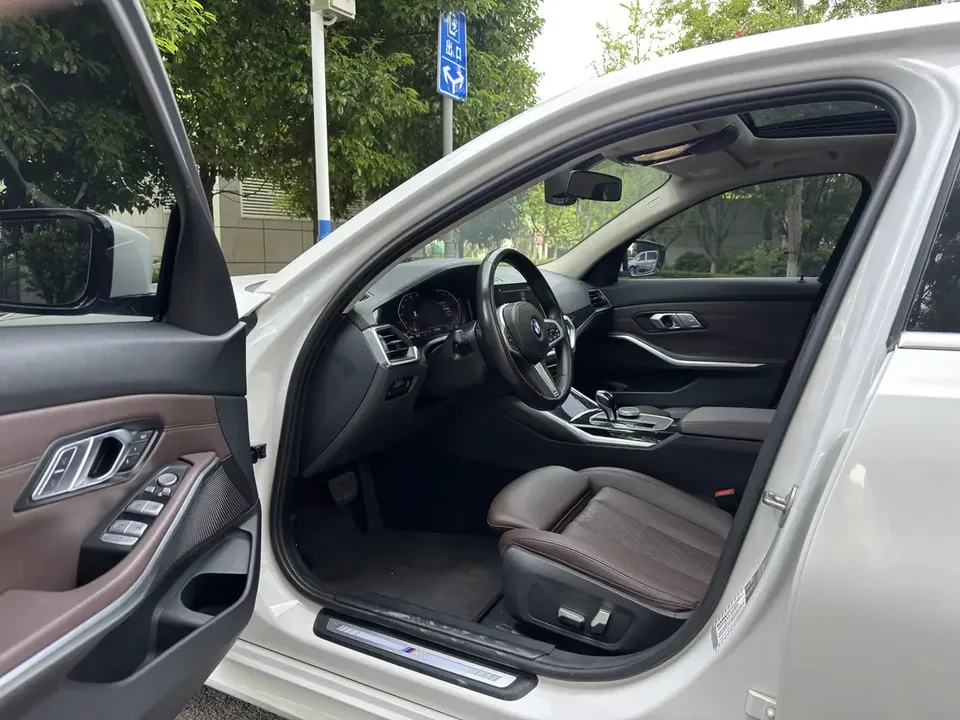 BMW 3 Series BMW 3 Series 2022 320Li M Sport Package 2022 — thumbnail 5
