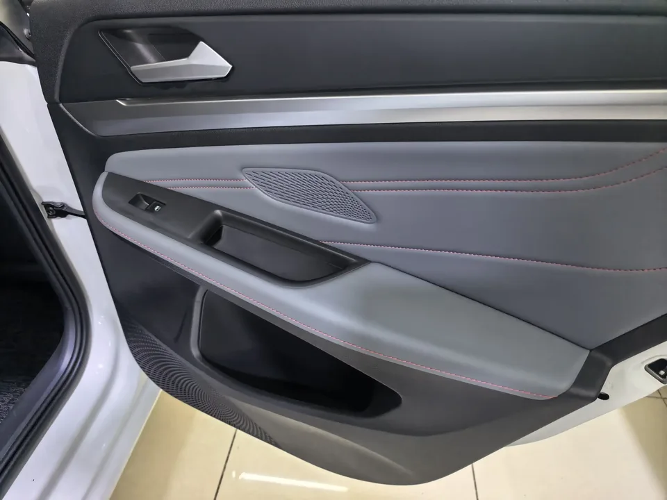 Volkswagen Lamando Lingdu 2024 Lingdu L 200TSI DSG Hot Edition 2025 — миниатюра 3