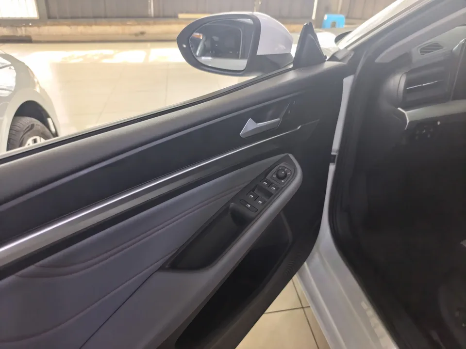 Volkswagen Lamando Lingdu 2024 Lingdu L 200TSI DSG Hot Edition 2025 — миниатюра 4
