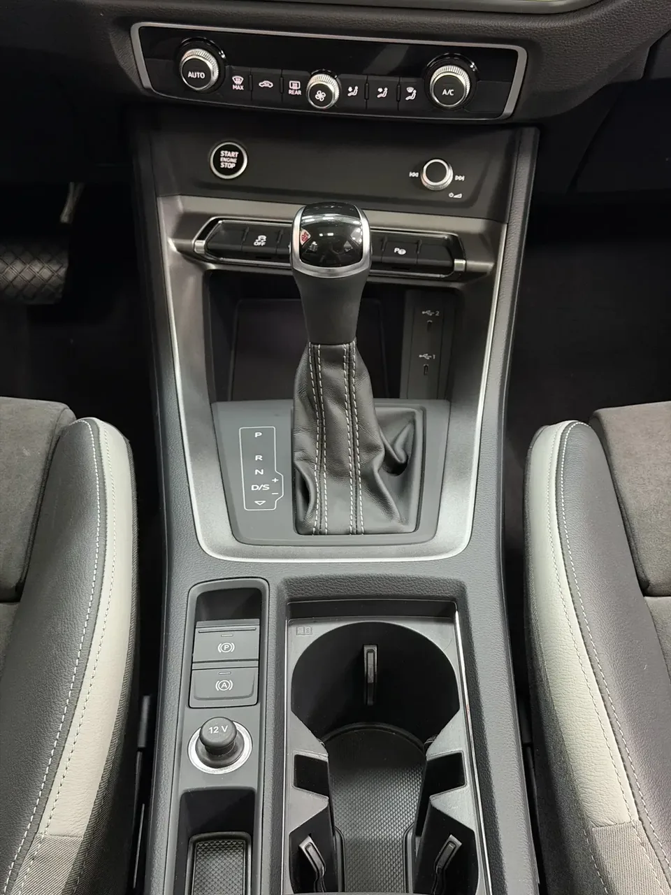 Audi Q3 Audi Q3 2022 35 TFSI Stylish Dynamic 2022 — thumbnail 5