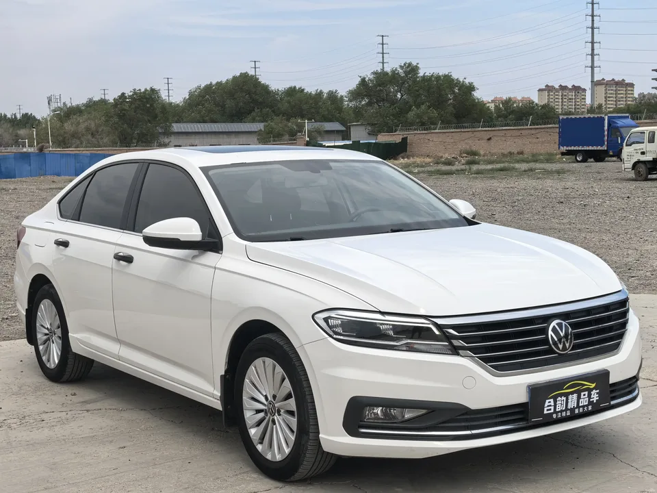 Volkswagen Lavida Lavida 2021 1.5L Automatic Vision Edition 2022 — thumbnail 3