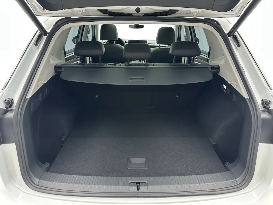 Volkswagen Tayron Tanyue 2023 280TSI 2WD Luxury Plus Advanced Edition 2023 — thumbnail 5