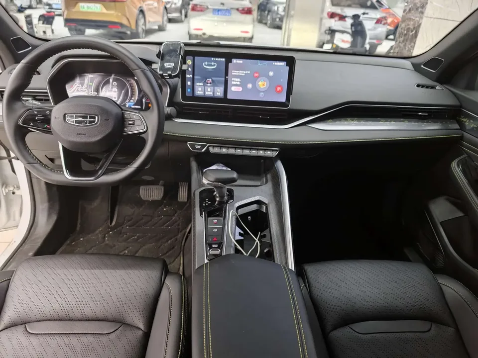 Geely Preface Xing Rui 2023 1.5T Fuyao Edition 2024 — thumbnail 5
