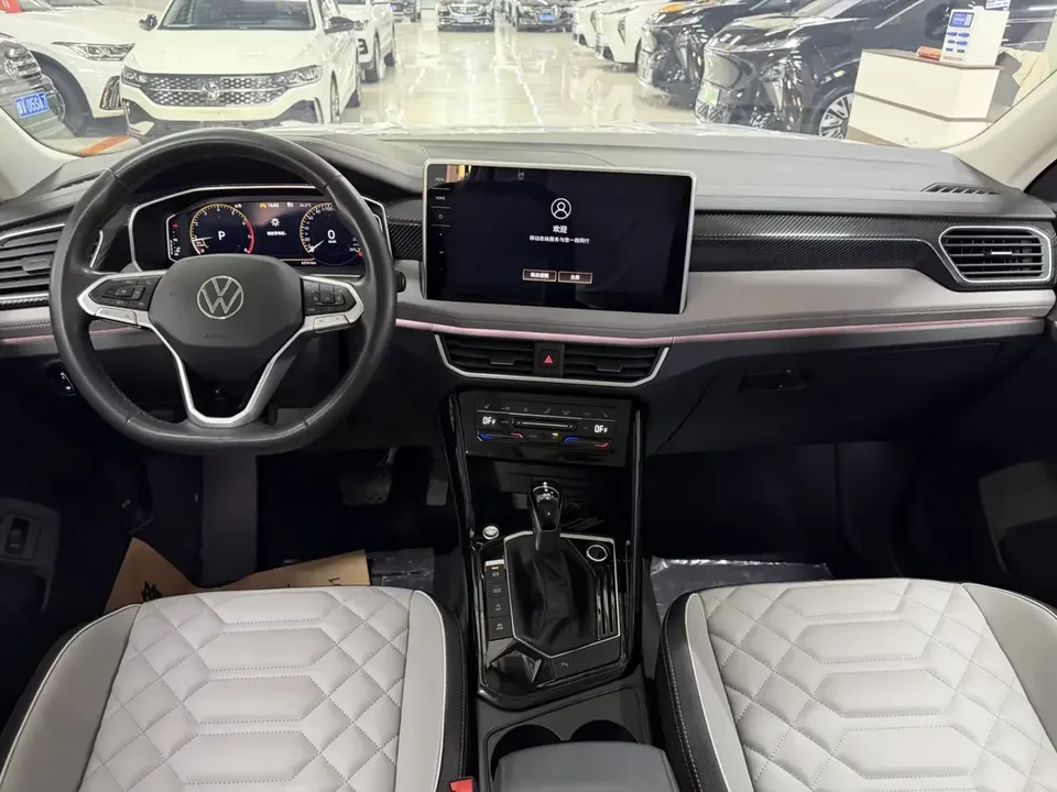 Volkswagen Tayron Tanyue 2023 280TSI 2WD Luxury Plus Advanced Edition 2023 — thumbnail 3