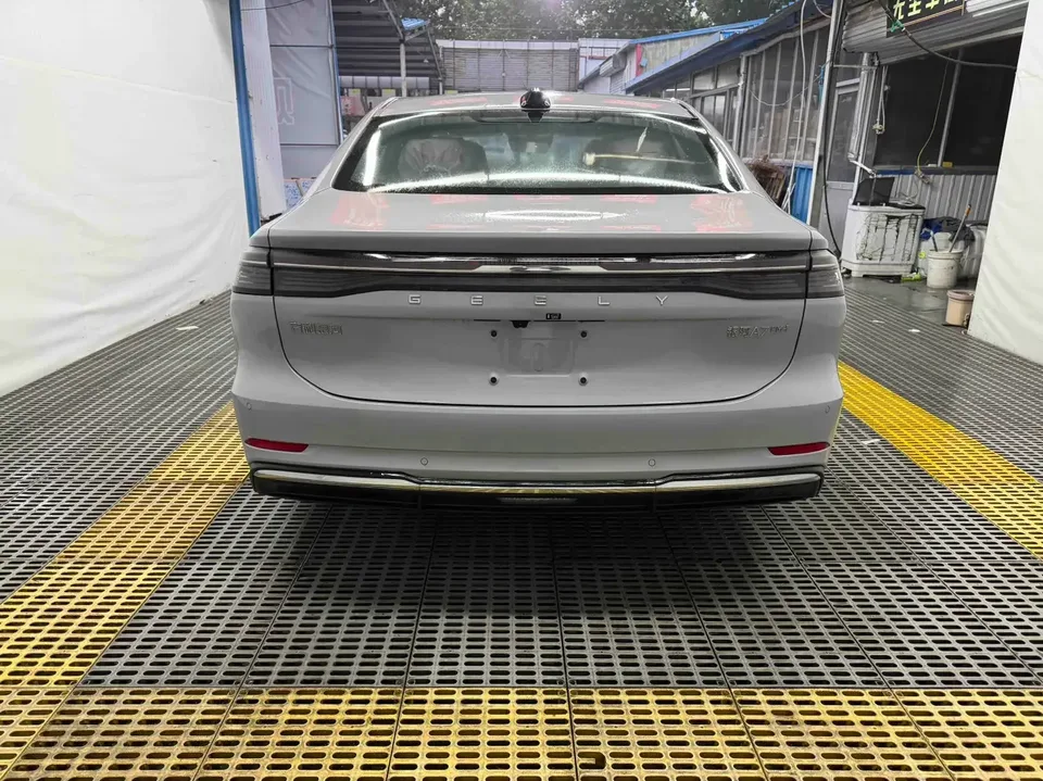 Geely Galaxy A7 EM Galaxy A7 EM 2025 150km long-distance version 2026 — thumbnail 2