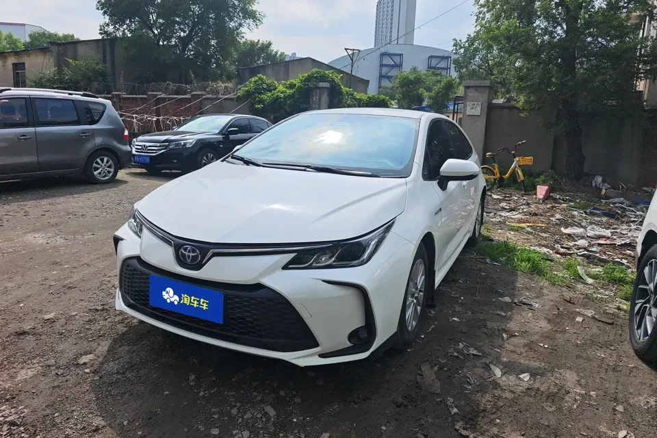 Toyota Corolla Corolla 2023 Intelligent Electric Hybrid Dual Engine 1.8L E-CVT Pioneer Edition 2023 — photo 1, buy with delivery to Moscow