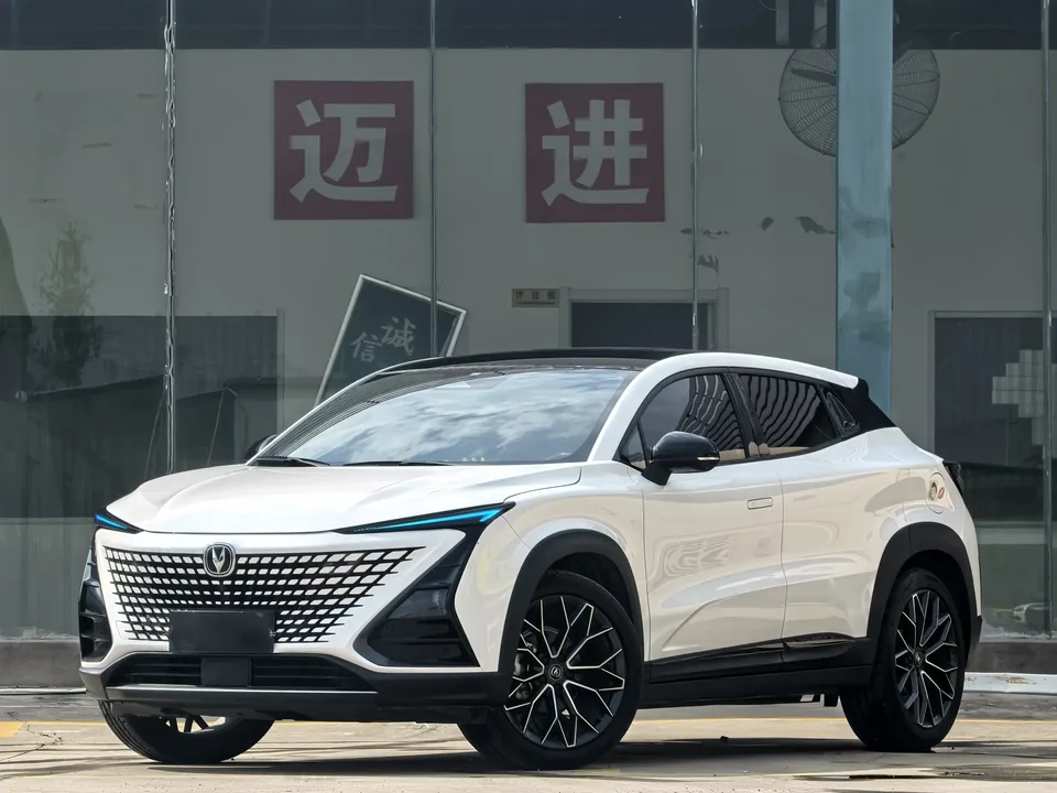 Changan UNI-T Changan UNI-T 2022 1.5T Premium 2022 — photo 1, buy with delivery to Moscow