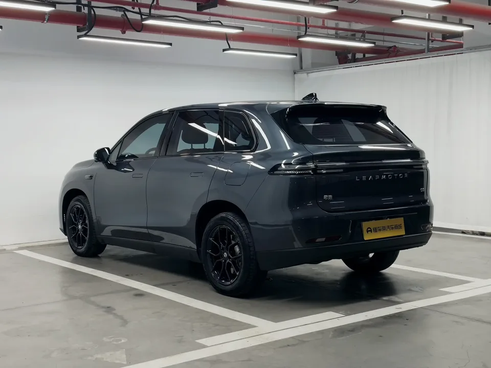 Leapmotor Zero running C10 Zero running C10 2024 Extended Range 210 Comfort Edition 2024 — thumbnail 2