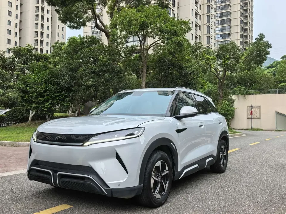 BYD Yuan Up Yuan UP 2024 401KM Surpassing Type 2024 — photo 1, buy with delivery to Moscow