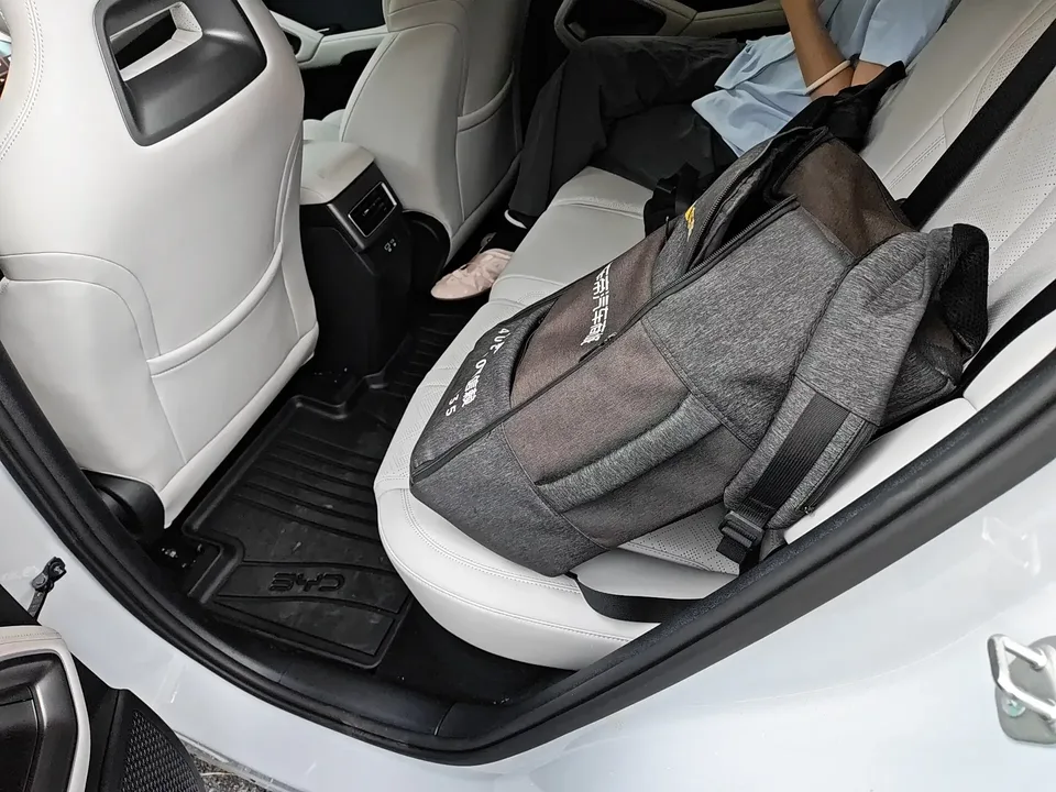 BYD Yuan Up Yuan UP 2025 Smart Driving Edition 401KM Vitality Edition 2025 — thumbnail 3