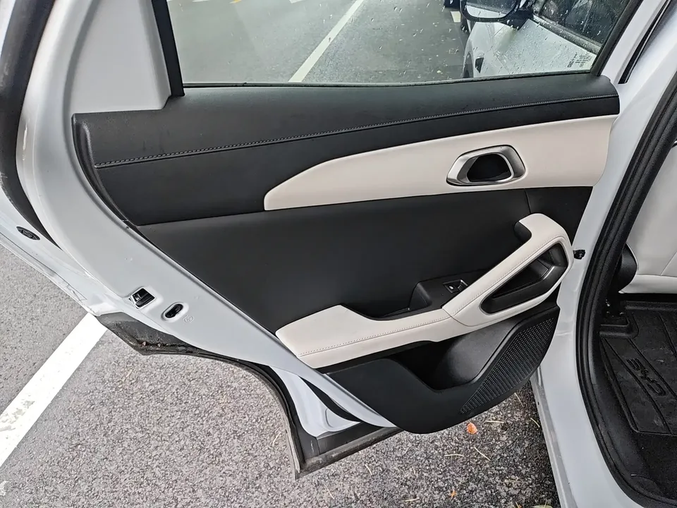 BYD Yuan Up Yuan UP 2025 Smart Driving Edition 401KM Vitality Edition 2025 — thumbnail 5