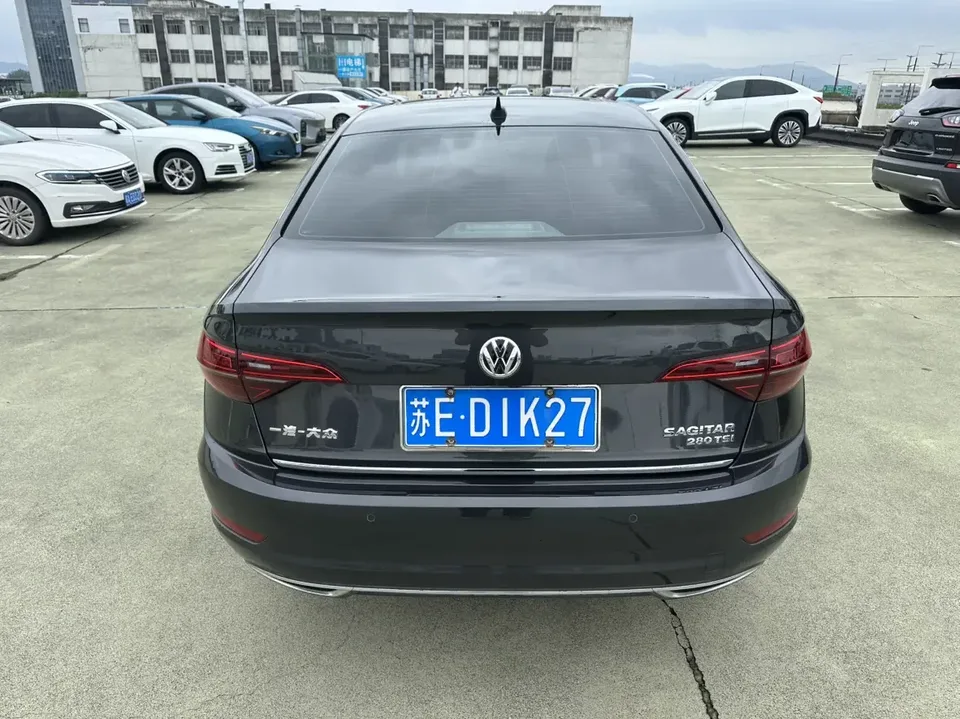 Volkswagen Sagitar Sagitar 2022 280TSI DSG Beyond Edition 2022 — thumbnail 2