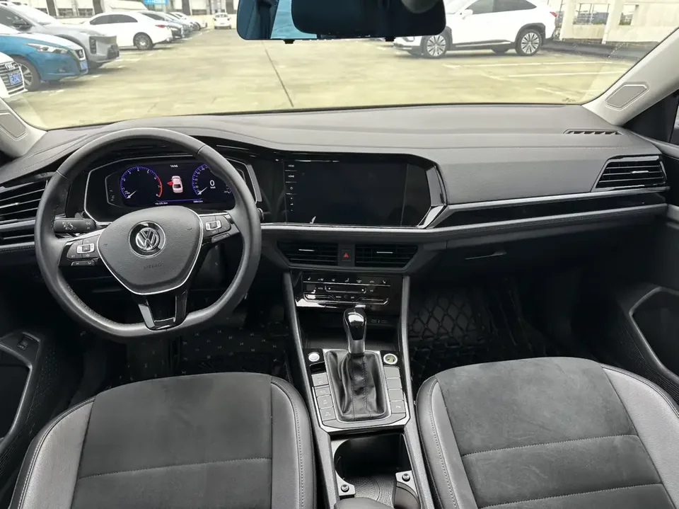 Volkswagen Sagitar Sagitar 2022 280TSI DSG Beyond Edition 2022 — thumbnail 4