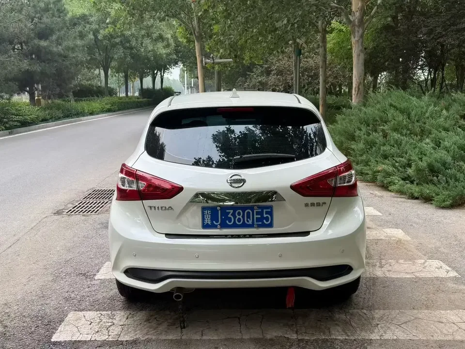 Nissan Tiida Tiida 2021 1.6L CVT Intelligent Travel Edition 2022 — thumbnail 2