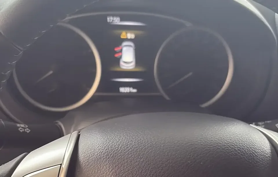 Nissan Tiida Tiida 2021 1.6L CVT Intelligent Travel Edition 2022 — thumbnail 5