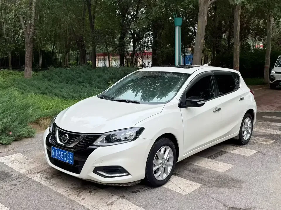 Nissan Tiida Tiida 2021 1.6L CVT Intelligent Travel Edition 2022 — photo 1, buy with delivery to Moscow