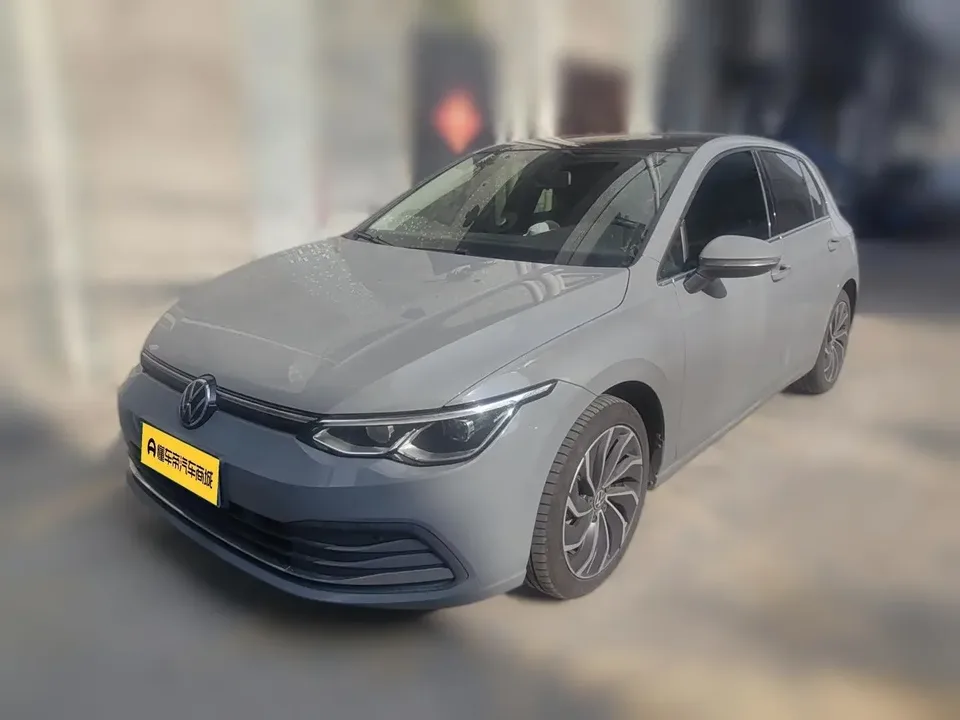 Volkswagen Golf golf 2021 280TSI DSG Pro 2022 — photo 1, buy with delivery to Moscow