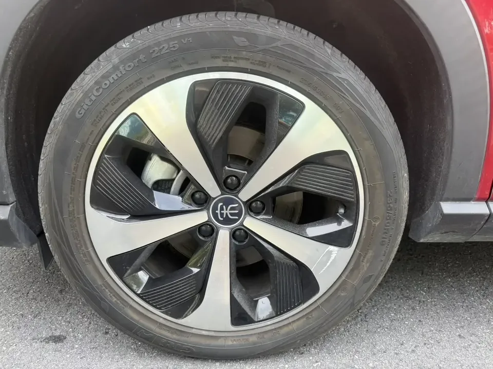 BYD Song PLUS DM Song PLUS DM 2021 DM-i 51KM 2WD Premium Edition 2023 — thumbnail 3