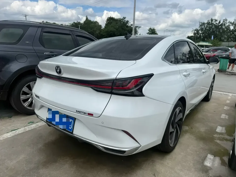 Changan Raeton PLUS Ruicheng PLUS 2024 1.5T DCT Smart Edition 2025 — thumbnail 2