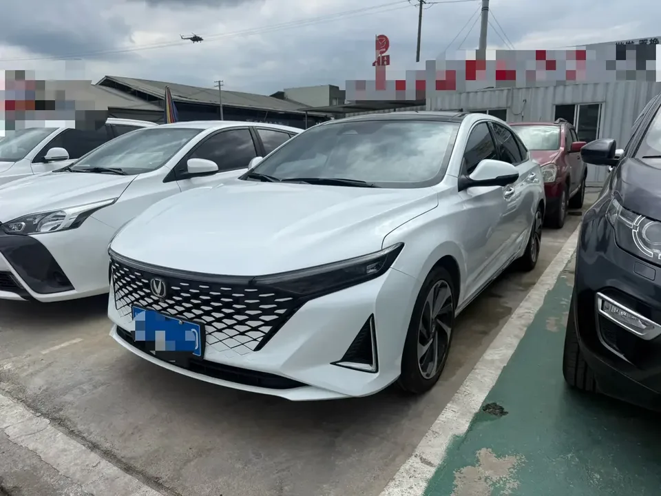 Changan Raeton PLUS Ruicheng PLUS 2024 1.5T DCT Smart Edition 2025 — photo 1, buy with delivery to Moscow