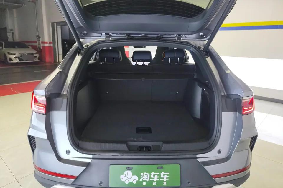 BYD Song PLUS DM Song PLUS DM 2021 DM-i 110KM 2WD Flagship PLUS 5G Edition 2022 — thumbnail 5