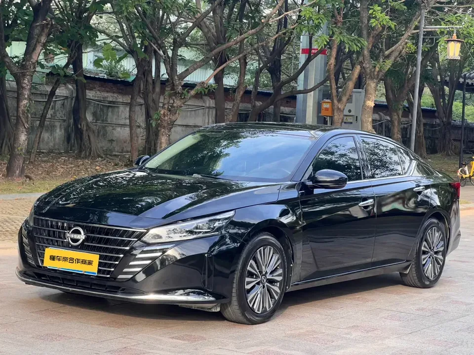 Nissan Altima Sound of nature 2022 2.0L XL-TLS Enjoy Edition 2023 — photo 1, buy with delivery to Moscow