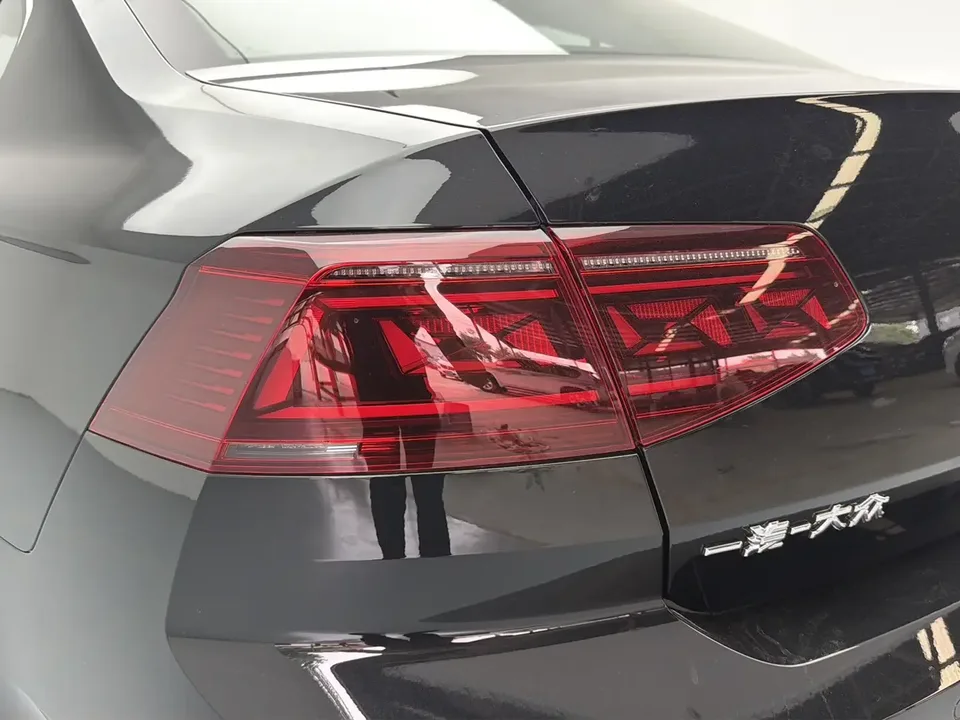 Volkswagen Magotan Magotan 2025 280TSI DSG Comfort Edition 2026 — thumbnail 4