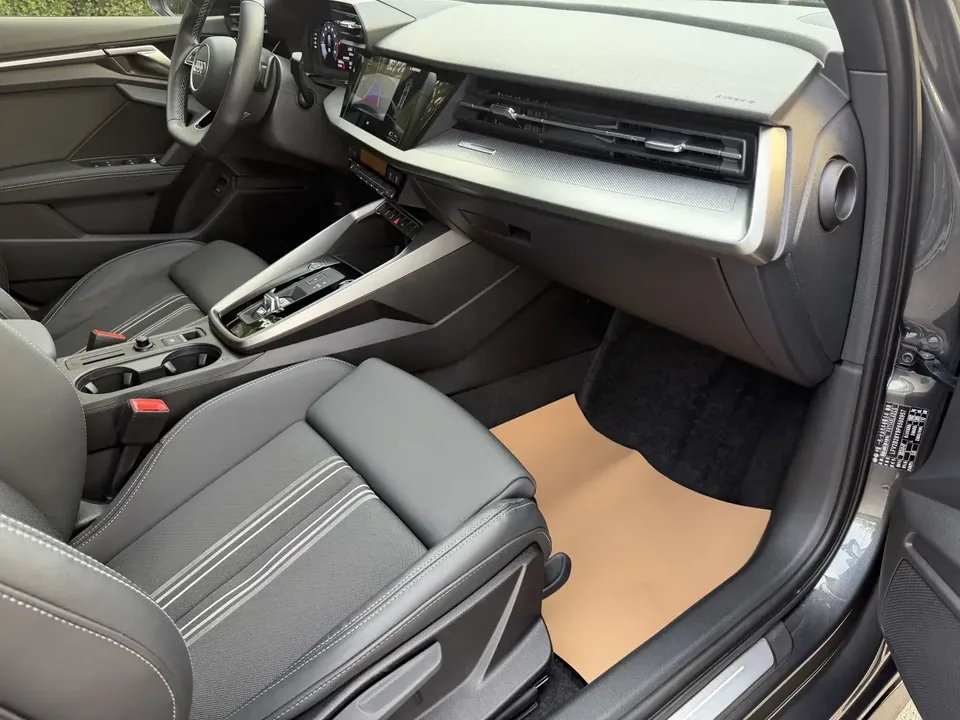 Audi A3 Audi A3 2023 Sportback 35 TFSI Stylish and sporty 2023 — миниатюра 3