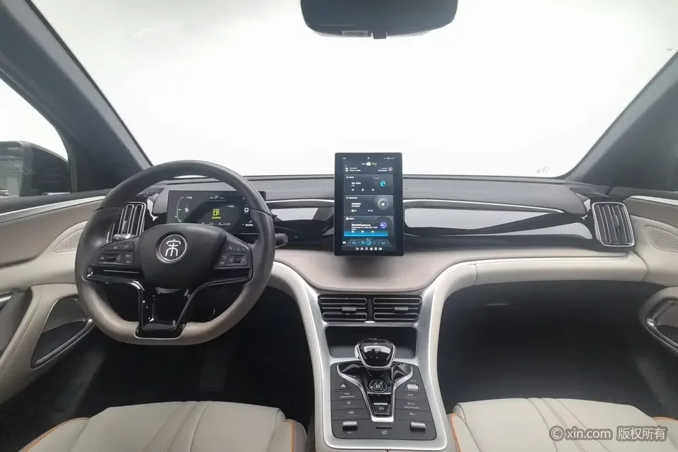 BYD Song Pro DM Song Pro DM 2024 DM-i Honor Edition 71km Pilot Edition 2024 — миниатюра 4