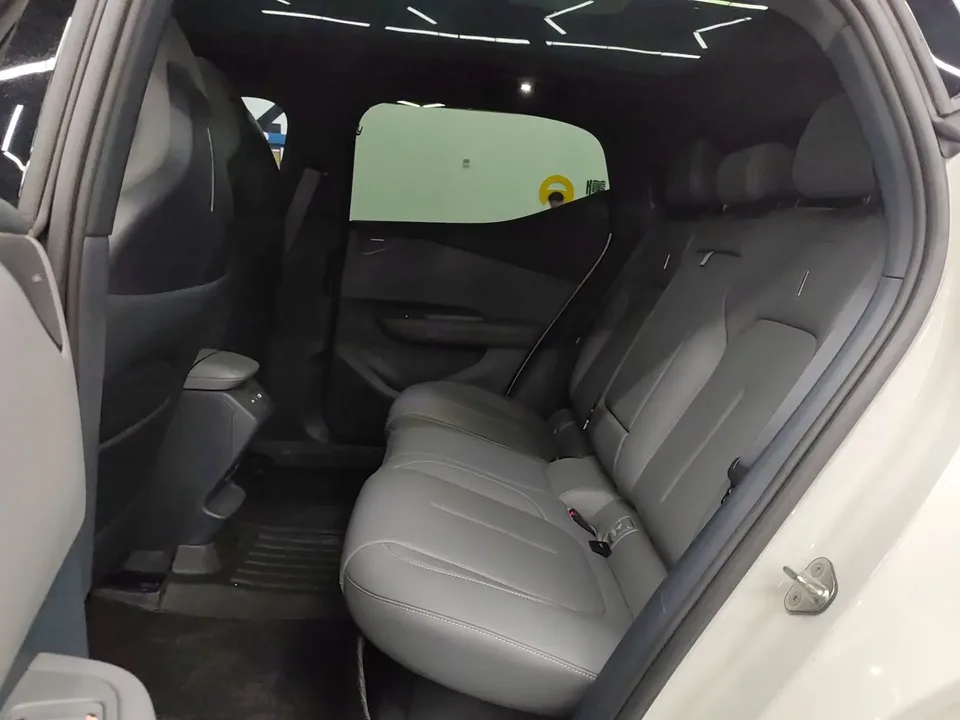 Lynk & Co Z20 Lynk & Co Z20 2025 530km rear-wheel drive Max 2025 — thumbnail 3