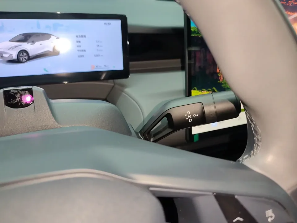 Lynk & Co Z20 Lynk & Co Z20 2025 530km rear-wheel drive Max 2025 — thumbnail 4