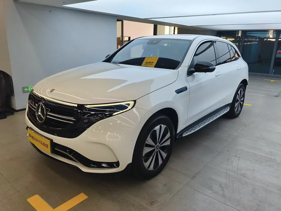 Mercedes-Benz EQC Mercedes-Benz EQC 2022 EQC 350 4MATIC Special Edition 2022 — photo 1, buy with delivery to Moscow