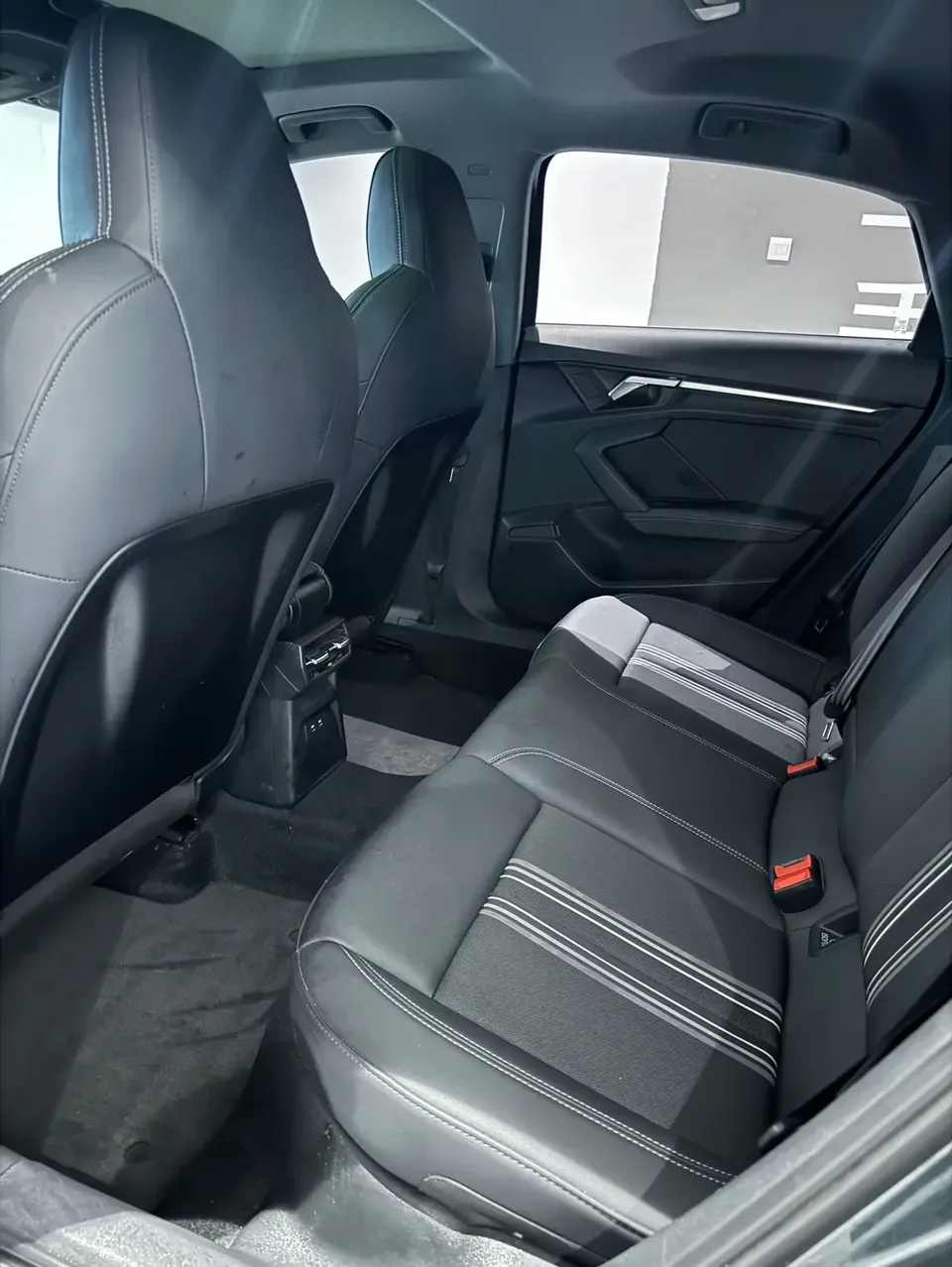Audi A3 Audi A3 2023 A3L Limousine 35 TFSI facelift: stylish and sporty 2023 — thumbnail 4