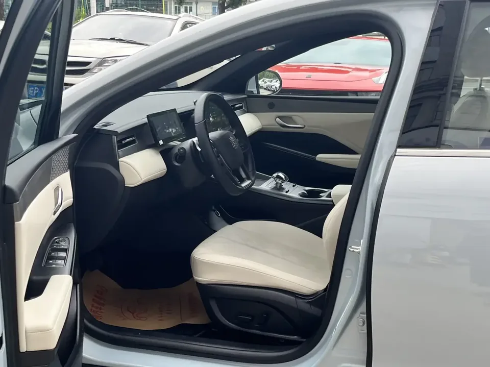 BYD Qin PLUS EV Qin PLUS EV 2025 Smart Driving Edition 510KM Beyond Edition 2025 — миниатюра 4