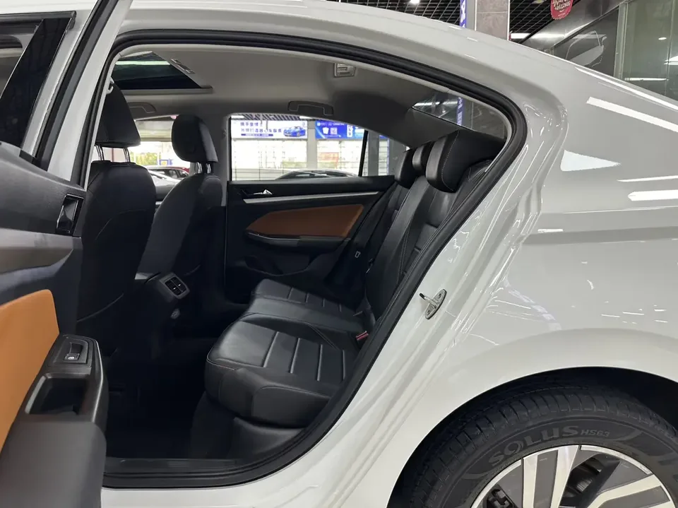 Volkswagen Bora Bora 2023 200TSI DSG Intelligent Driving Edition 2023 — thumbnail 4