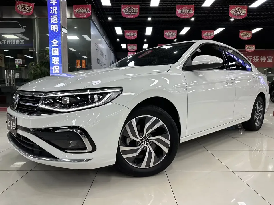 Volkswagen Bora Bora 2023 200TSI DSG Intelligent Driving Edition 2023 — photo 1, buy with delivery to Moscow