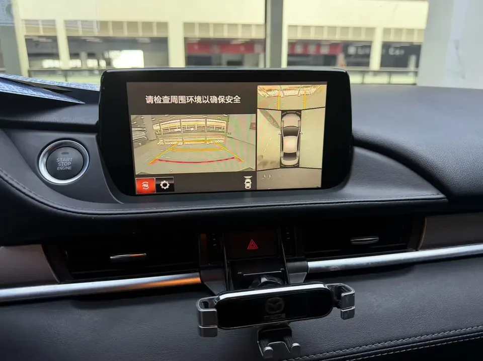 Mazda Atenza Atez 2021 2.0L Blue Sky Deluxe Edition 2022 — thumbnail 3