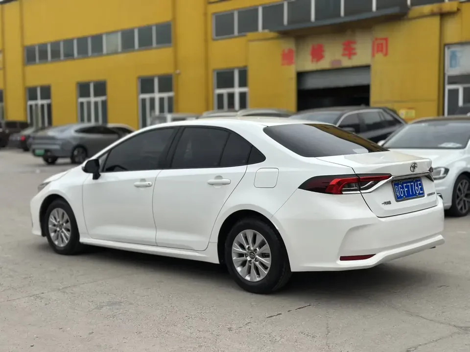 Toyota Corolla Corolla 2021 1.5L Manual Pioneer Edition 2022 — thumbnail 4