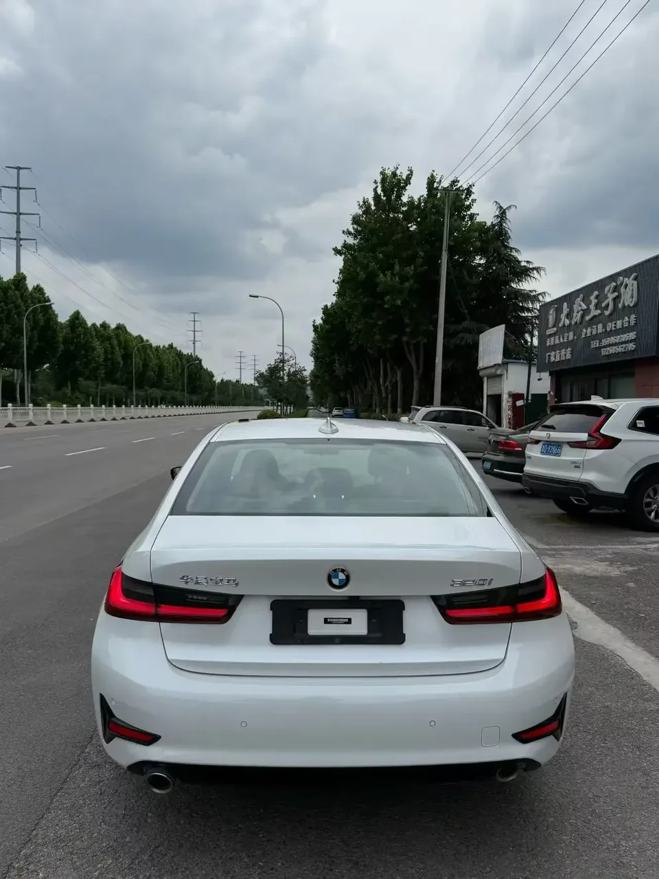 BMW 3 Series BMW 3 Series 2022 320i facelift sports package 2022 — thumbnail 4