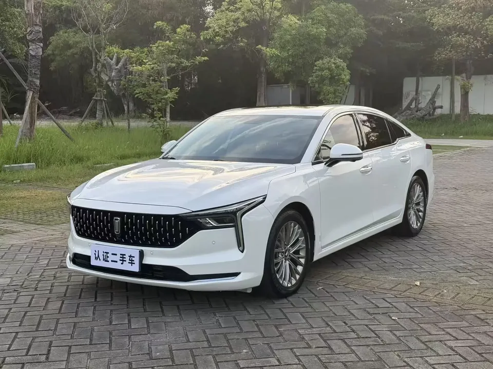 FAW Bestune B70 Pentium B70 2023 The third generation 1.5T automatic enjoyment model 2024 — photo 1, buy with delivery to Moscow