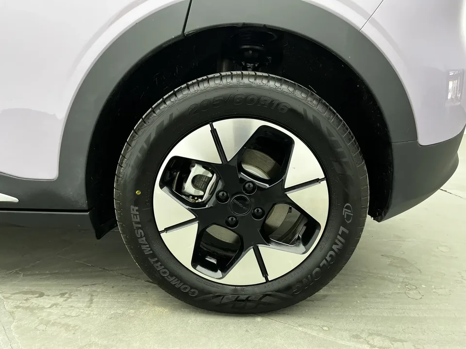 Geely Star Wish Star Wish 2026 410km Explorer Edition 2025 — thumbnail 3